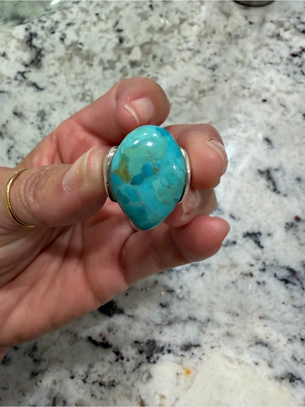 Turquoise Teardrop Stone Barse marked 925 sterling silver size 9